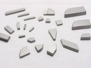 Mũi Dao Tiện Hợp Kim Cemented Carbide Brazed Tips